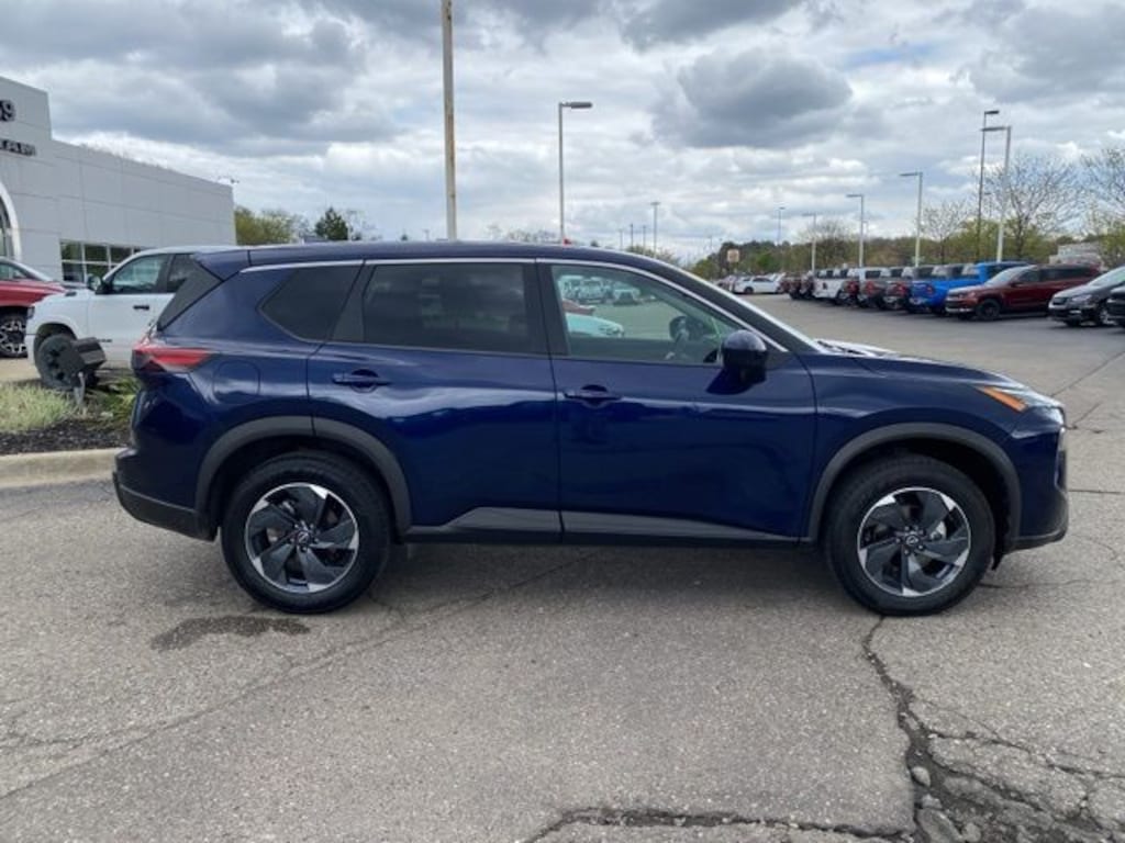 Used 2025 Nissan Rogue SUV