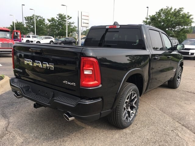 2026 Ram 1500 Laramie photo 3