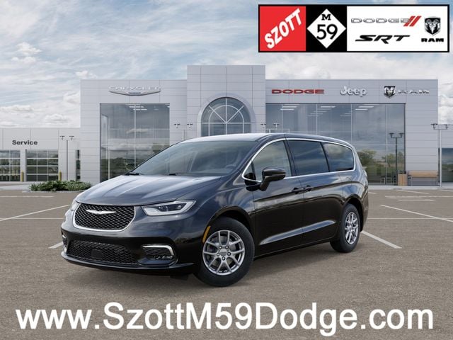 2026 Chrysler Pacifica Select's photo