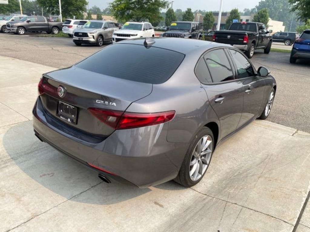 Used 2023 Alfa Romeo Giulia Sedan