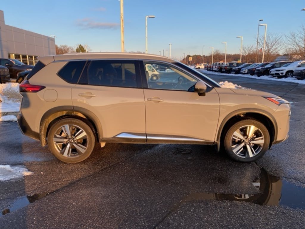 Used 2023 Nissan Rogue Platinum SUV