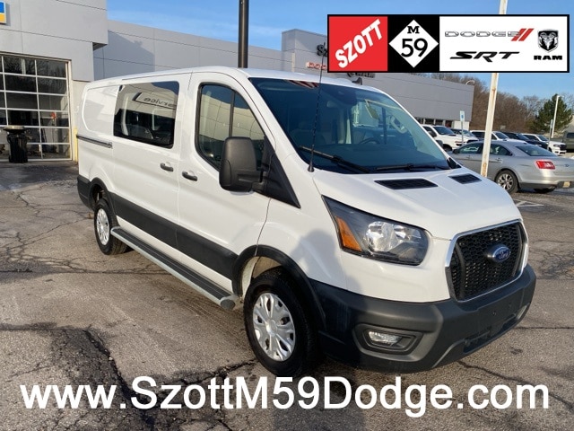 2024 Ford Transit Van Base's photo