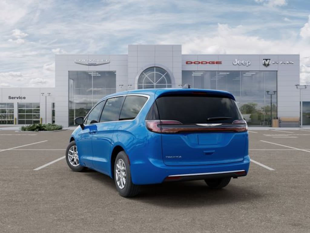 New 2026 Chrysler Pacifica Select Passenger Van