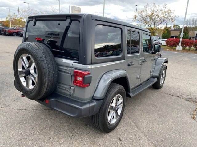 2022 Jeep Wrangler Unlimited Sahara photo 3