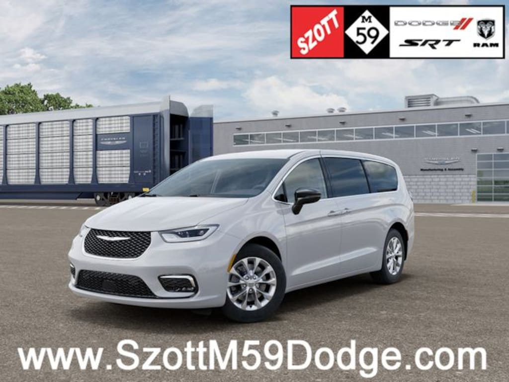 Used 2026 Chrysler Pacifica Select Passenger Van