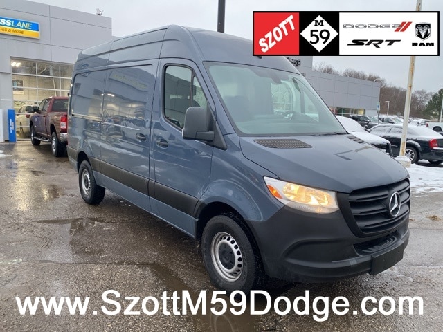 2019 Mercedes-Benz Sprinter Crew Van Base's photo