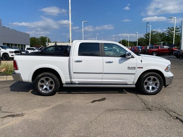 Used 2018 RAM Ram 1500 Pickup Laramie with VIN 1C6RR7NM0JS237120 for sale in Highland, MI