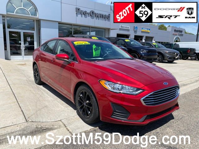 2020 Ford Fusion SE FWD's photo