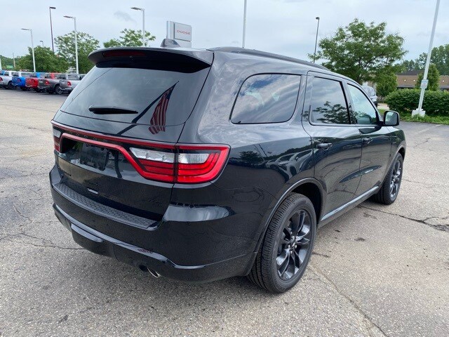 2025 Dodge Durango R/T Plus photo 3