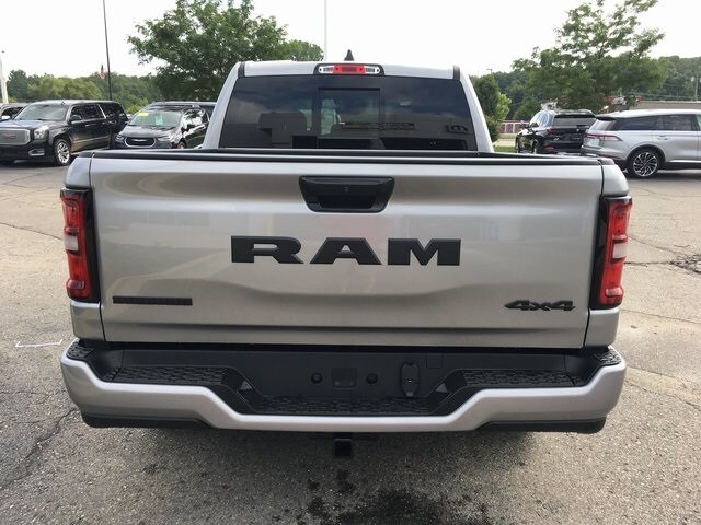 2025 Ram 1500 Big Horn Lone Star photo 3