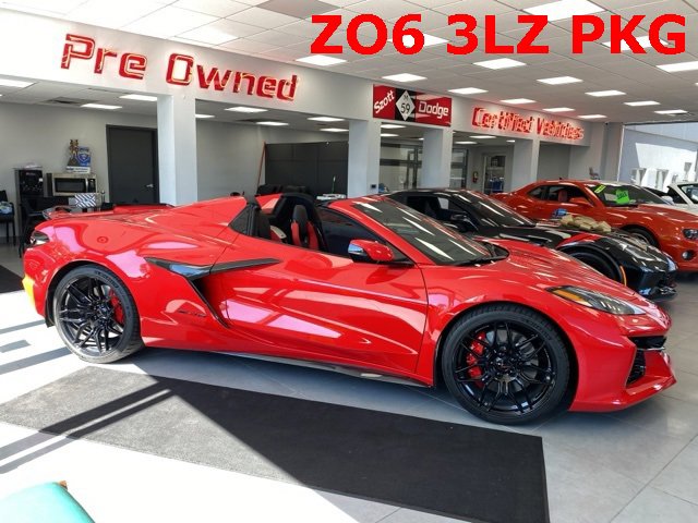 Used 2025 Chevrolet Corvette 3LZ with VIN 1G1YF3D34S5600042 for sale in Highland, MI
