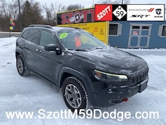 Used 2020 Jeep Cherokee Trailhawk SUV For Sale in Highland, MI