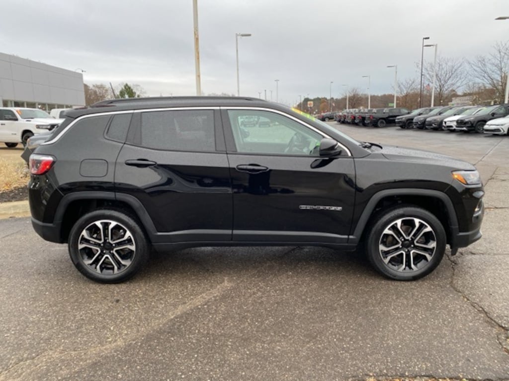 Used 2022 Jeep Compass Limited SUV