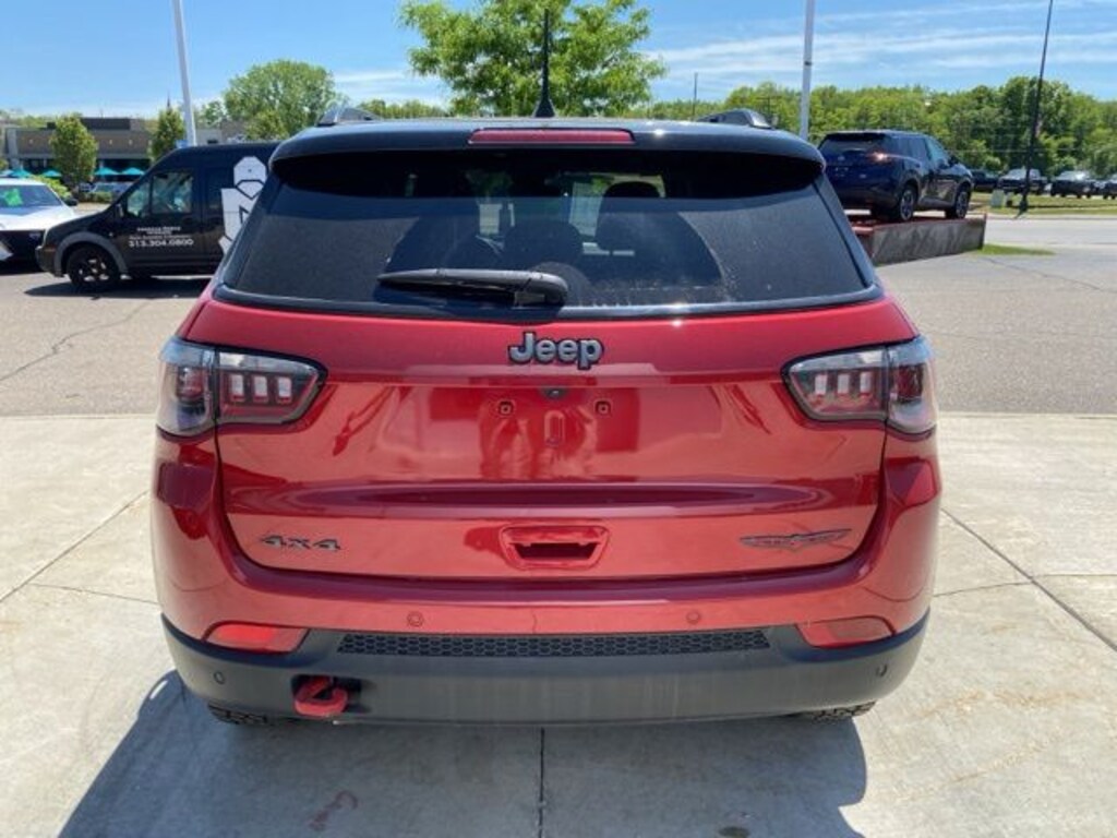 Used 2025 Jeep Compass SUV
