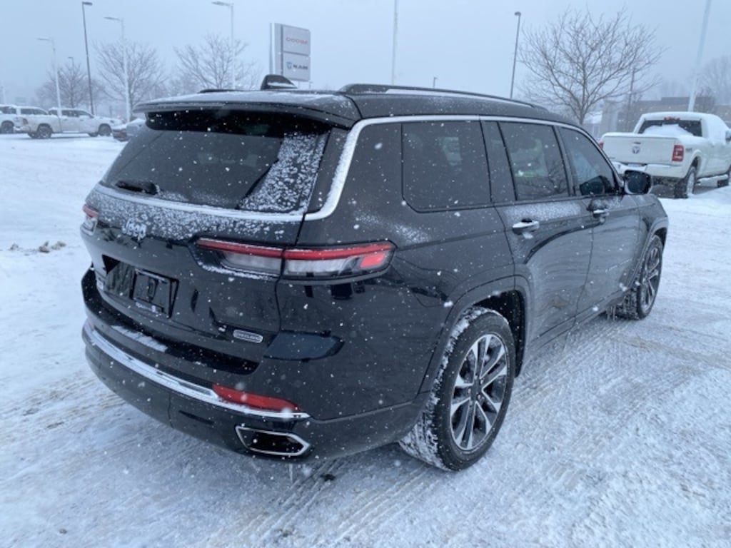 Used 2023 Jeep Grand Cherokee L Overland SUV