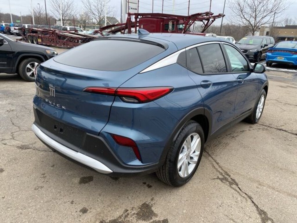 Used 2025 Buick Envista Preferred SUV