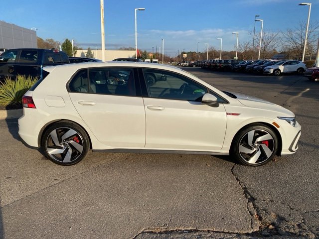 2024 Volkswagen Golf GTI S photo 2