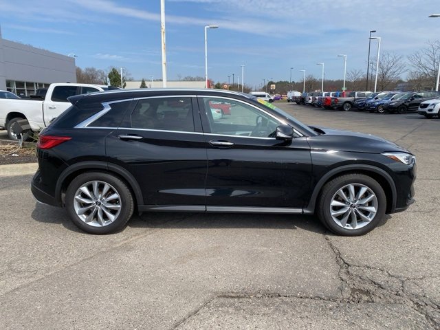 Used 2019 INFINITI QX50 ESSENTIAL with VIN 3PCAJ5M3XKF135123 for sale in Highland, MI