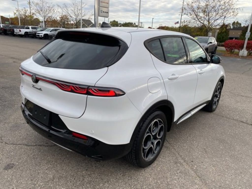 Used 2024 Alfa Romeo Tonale Ti SUV