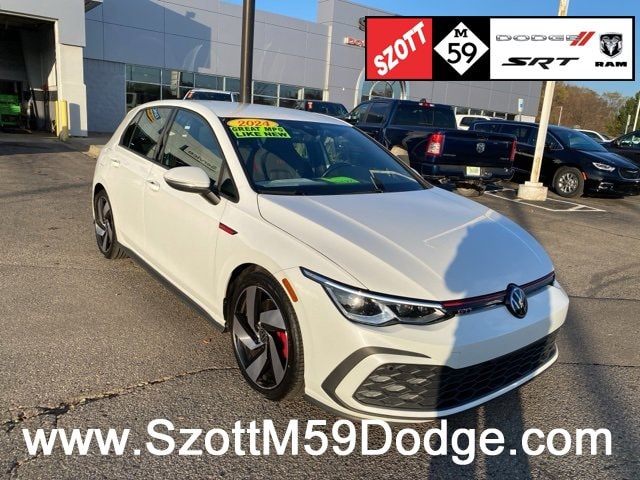 2024 Volkswagen Golf GTI S's photo