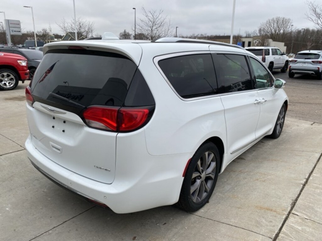 Used 2019 Chrysler Pacifica Limited Van Passenger Van