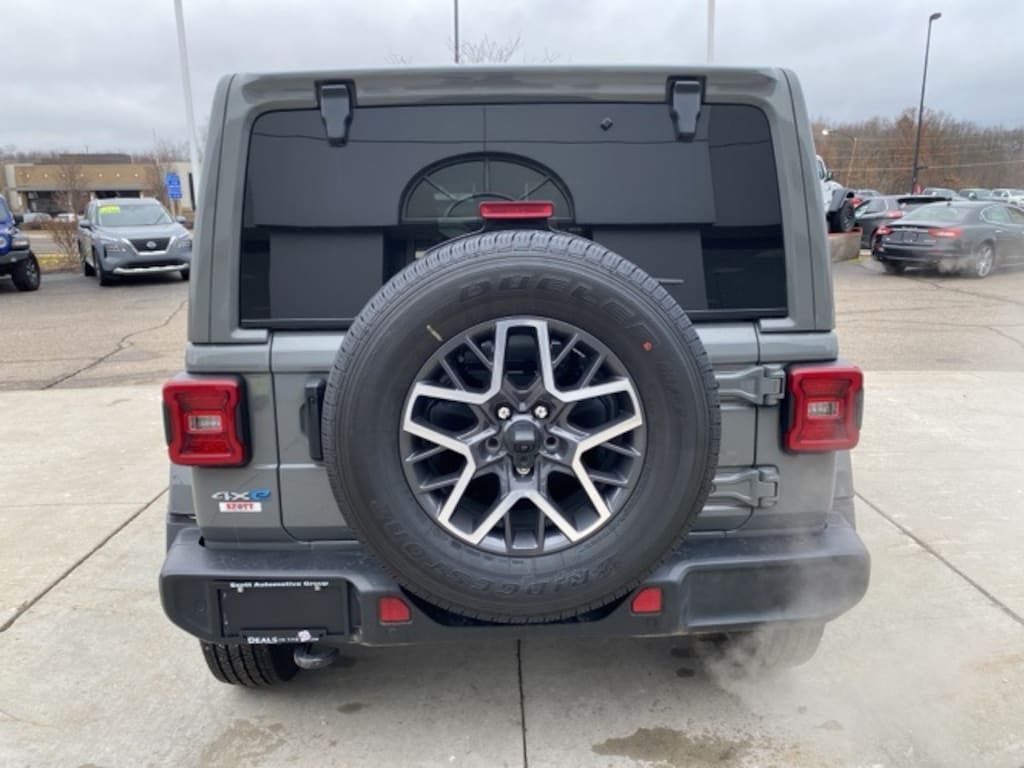 Used 2021 Jeep Wrangler Unlimited Sahara 4xe SUV