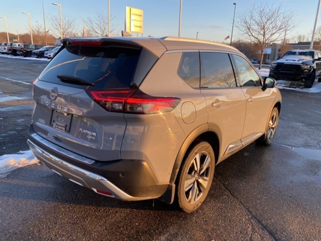 Used 2023 Nissan Rogue Platinum SUV