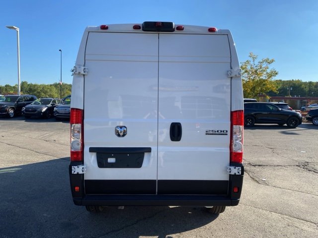 2025 Ram ProMaster 2500 photo 3