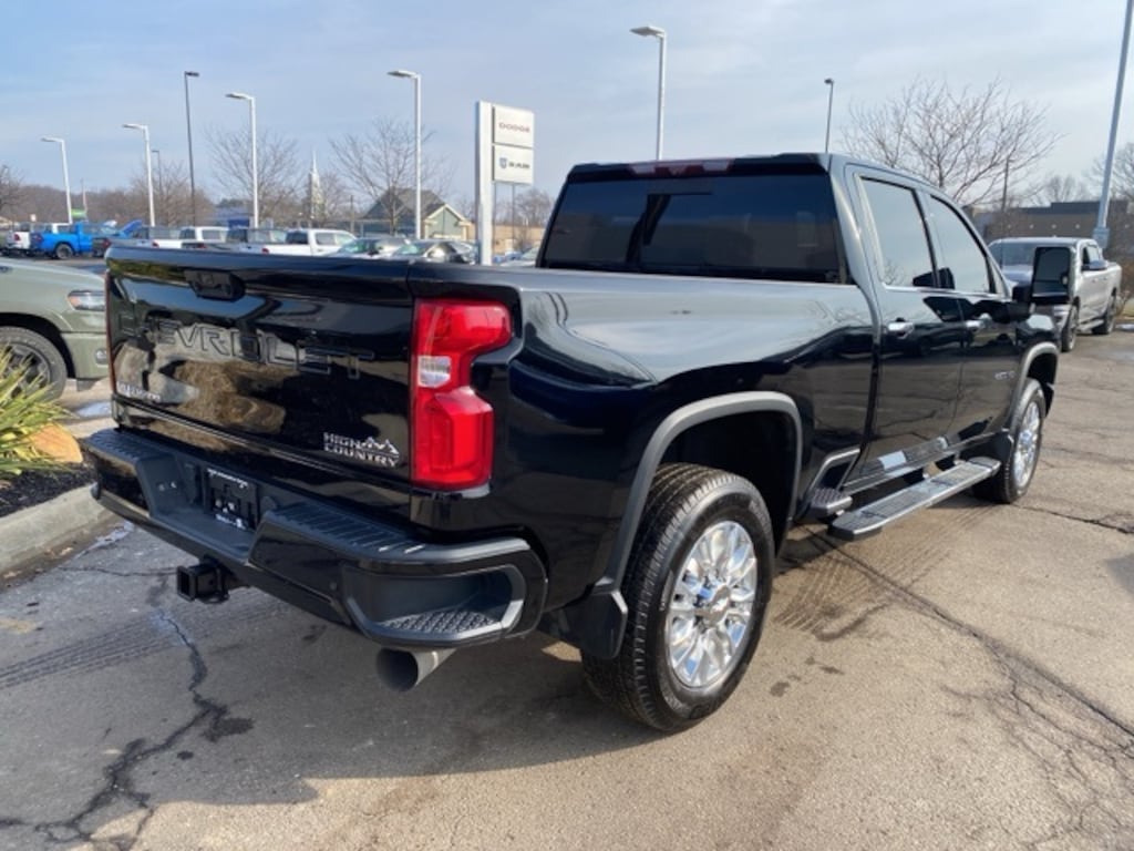Used 2020 Chevrolet Silverado 2500HD High Country Truck Crew Cab