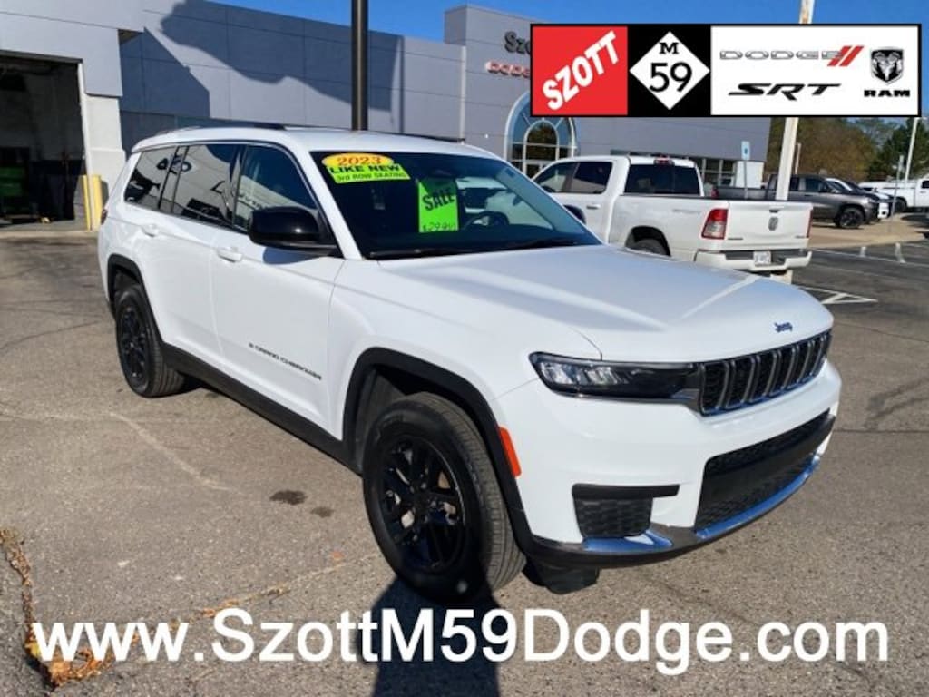 Used 2023 Jeep Grand Cherokee L Laredo SUV