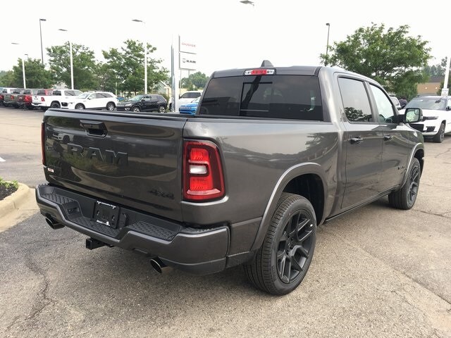 2026 Ram 1500 Laramie photo 2
