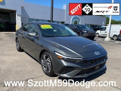 Used 2025 Hyundai Elantra SEL Convenience Sedan For Sale in Highland, MI