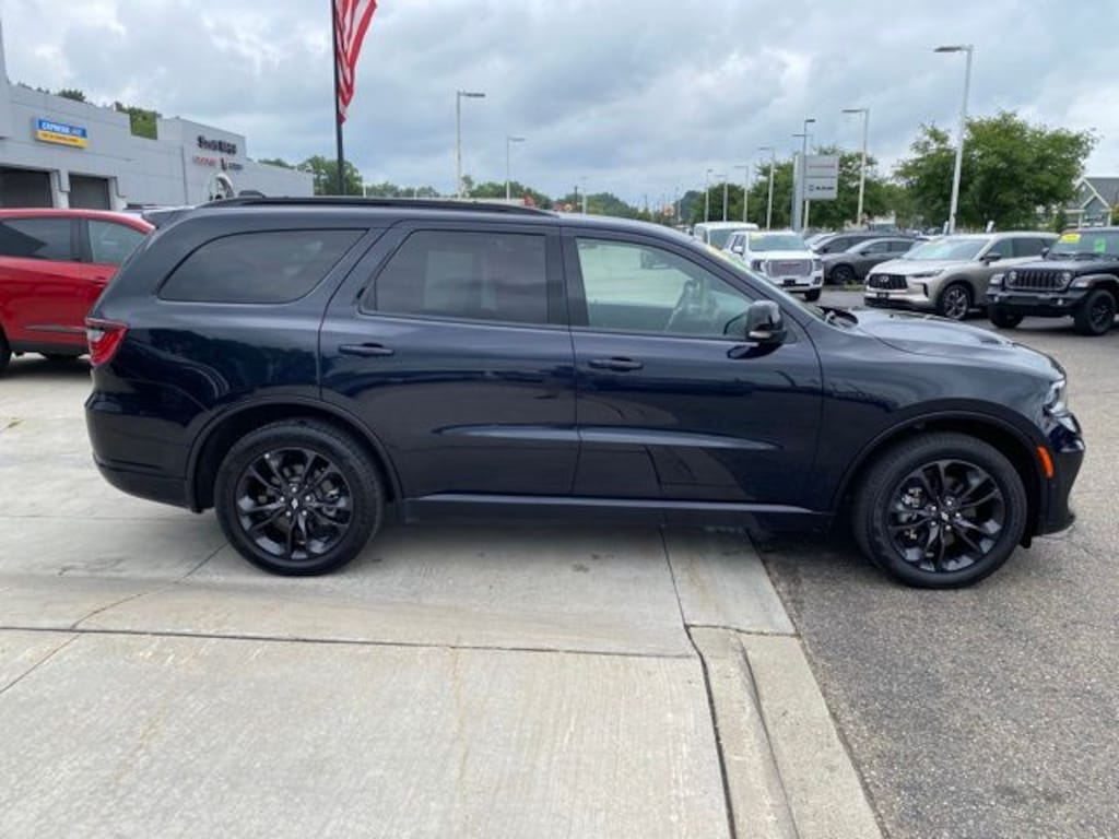 Used 2025 Dodge Durango SUV