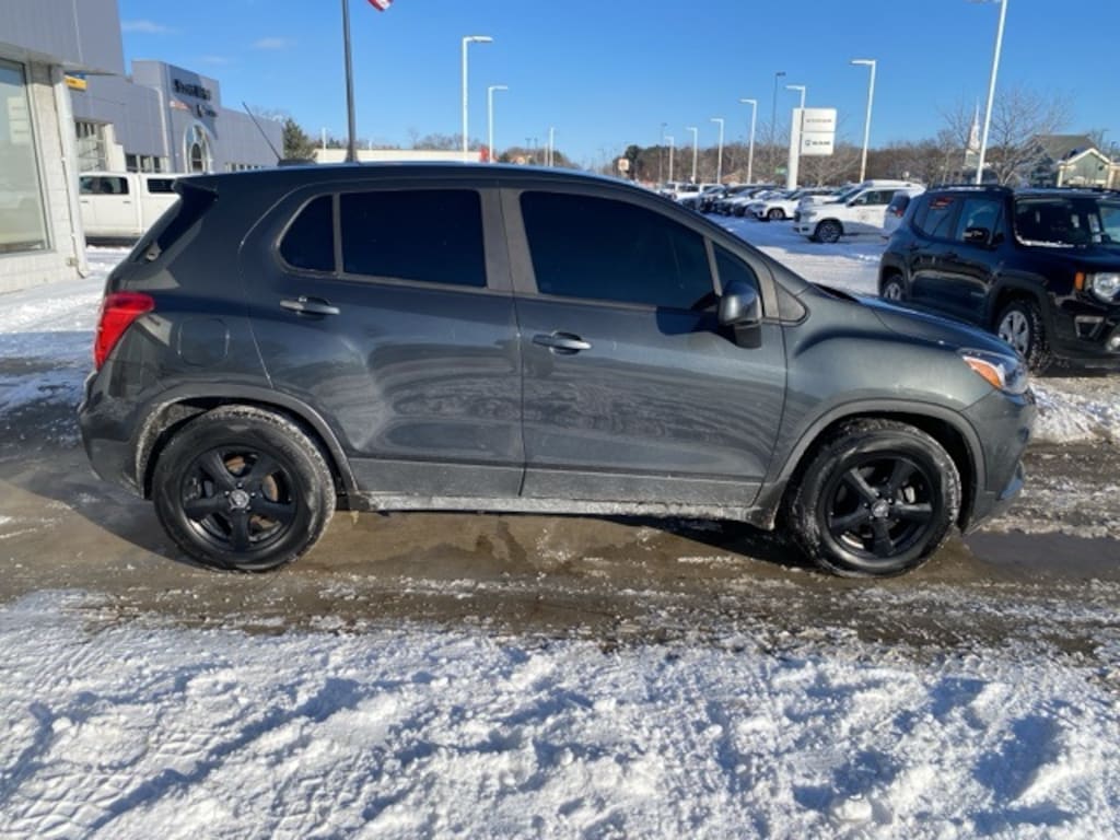 Used 2019 Chevrolet Trax LS SUV