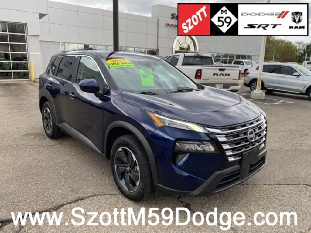Used 2025 Nissan Rogue SUV
