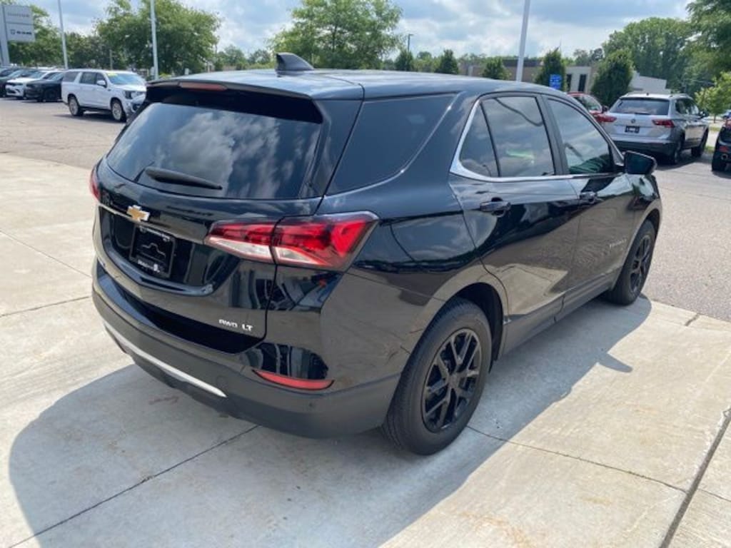 Used 2024 Chevrolet Equinox SUV