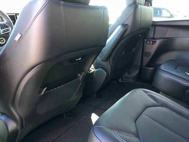 2026 Chrysler Pacifica Select - Photo 22
