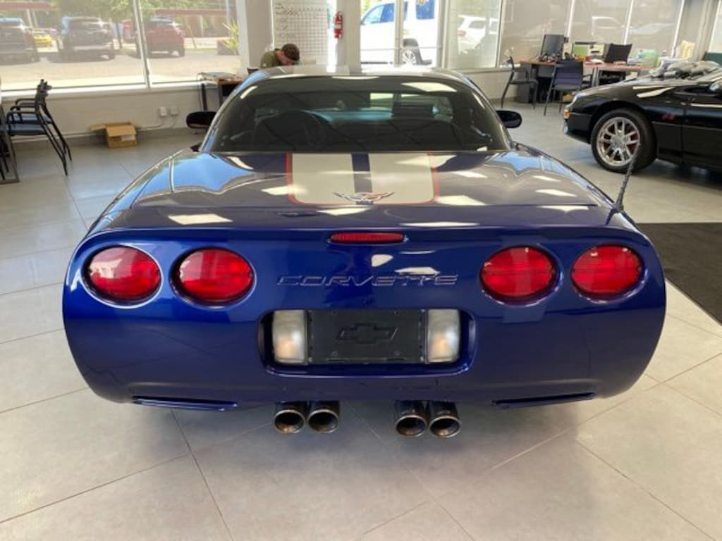 Used 2004 Chevrolet Corvette Coupe