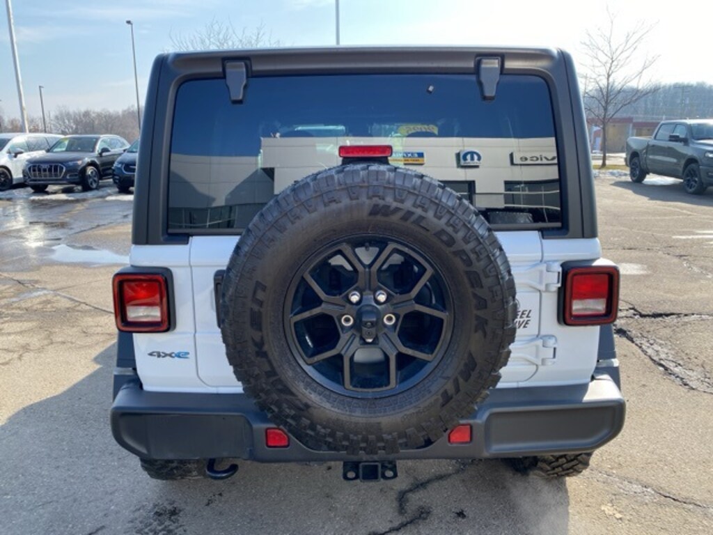 Used 2025 Jeep Wrangler Willys 4xe SUV