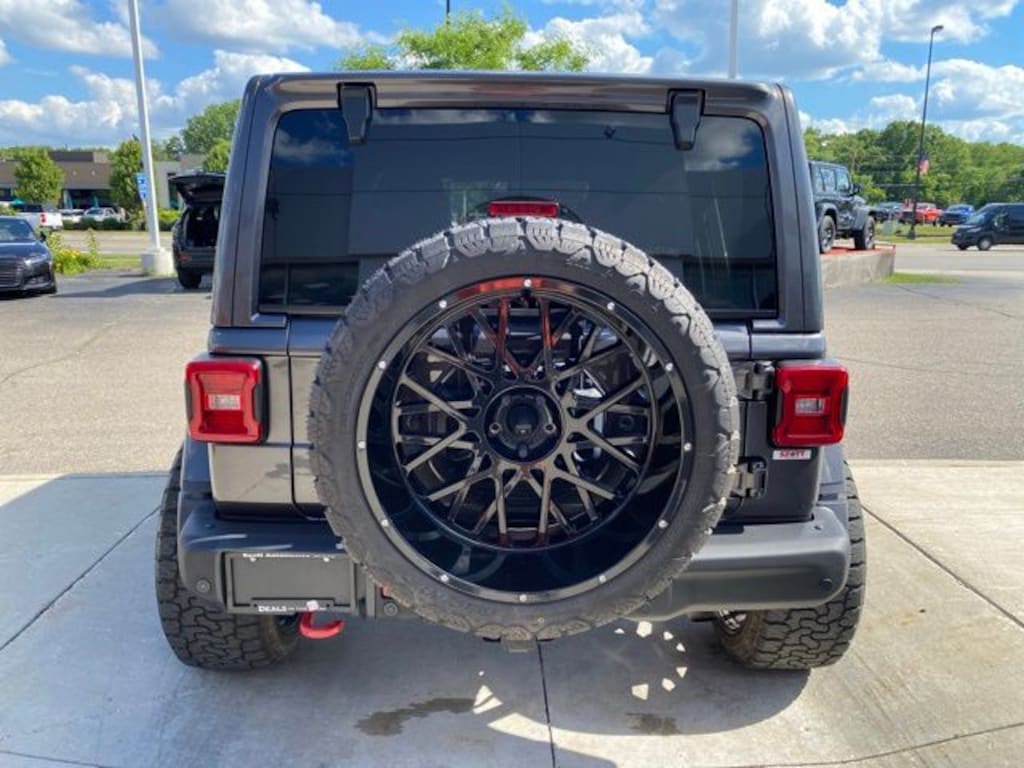Used 2022 Jeep Wrangler SUV