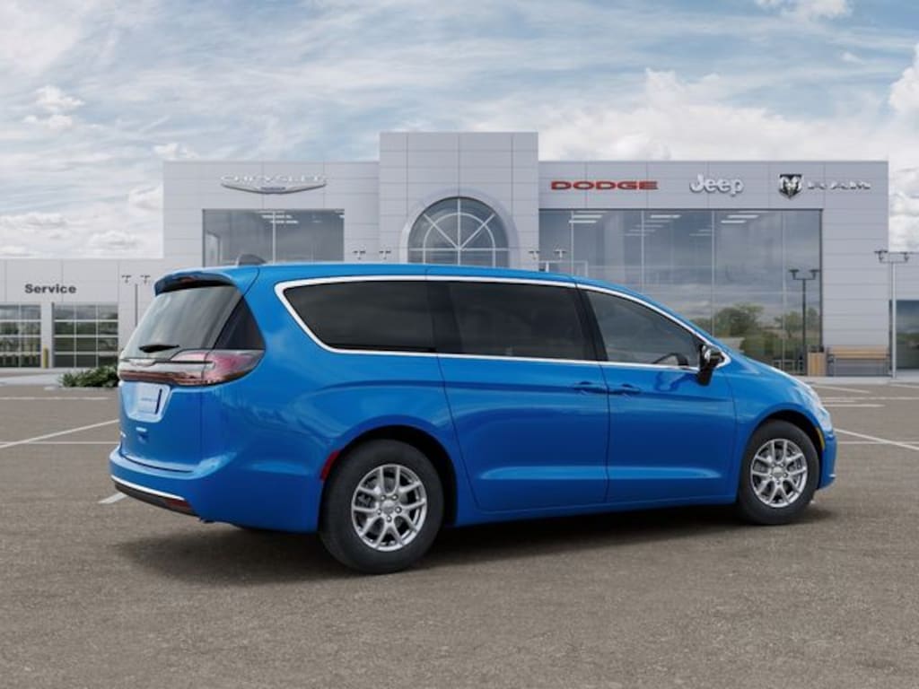 New 2026 Chrysler Pacifica Select Passenger Van