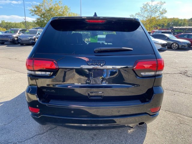 2022 Jeep Cherokee Laredo X photo 3