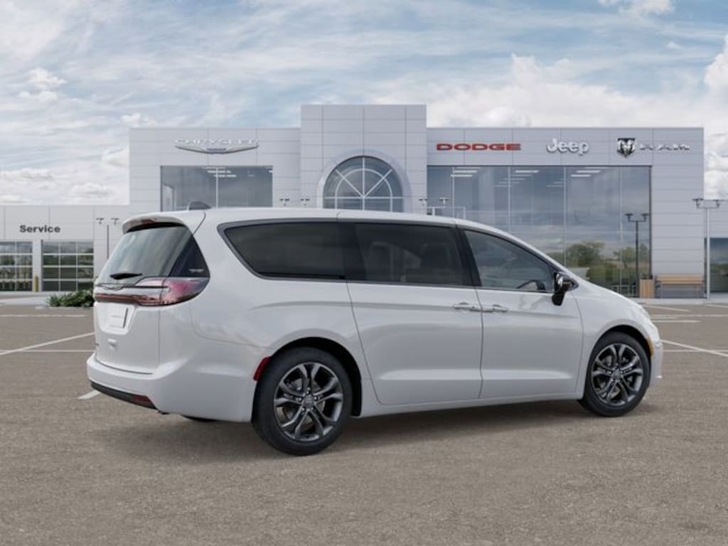 New 2026 Chrysler Pacifica Select Passenger Van
