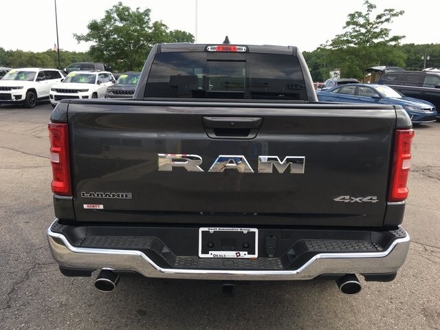 2025 Ram 1500 Laramie photo 2