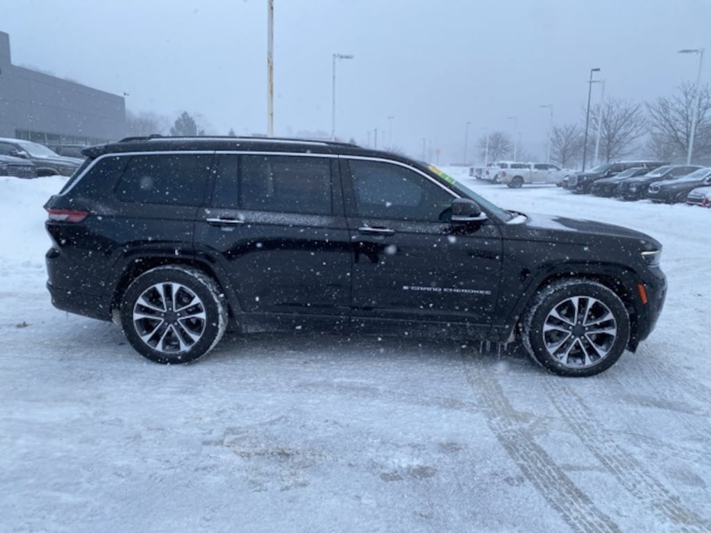 Used 2023 Jeep Grand Cherokee L Overland SUV