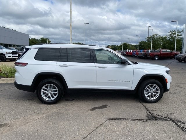 Used 2021 Jeep Grand Cherokee L Laredo with VIN 1C4RJKAG3M8150008 for sale in Highland, MI