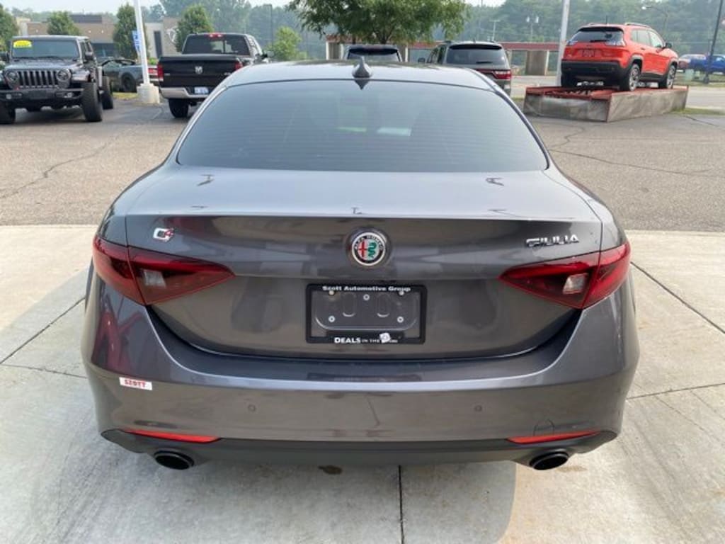 Used 2023 Alfa Romeo Giulia Sedan