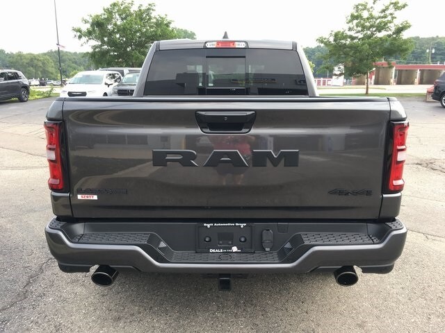 2026 Ram 1500 Laramie photo 3