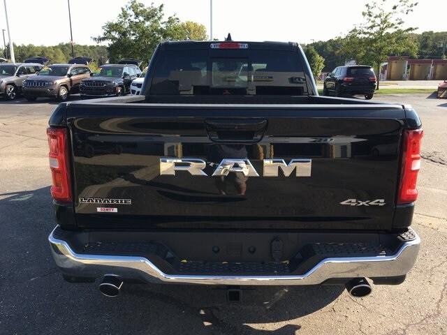 2025 Ram 1500 Laramie photo 4