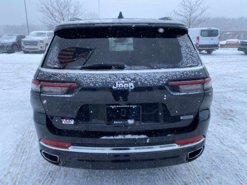 Used 2023 Jeep Grand Cherokee L Overland SUV